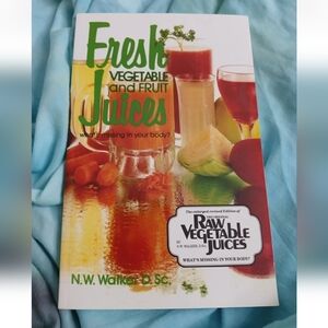 ☆ Fresh Vegetable and Fruit Juices by N. W. Walker Dr Norwalk Press Juicer ☆